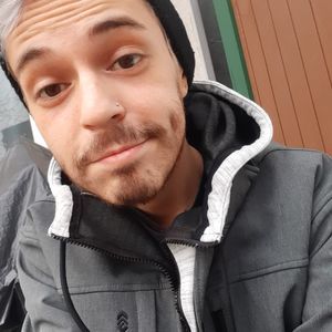 Meet your Posher, Jonathan